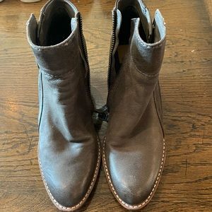 Dolce Vita bootie